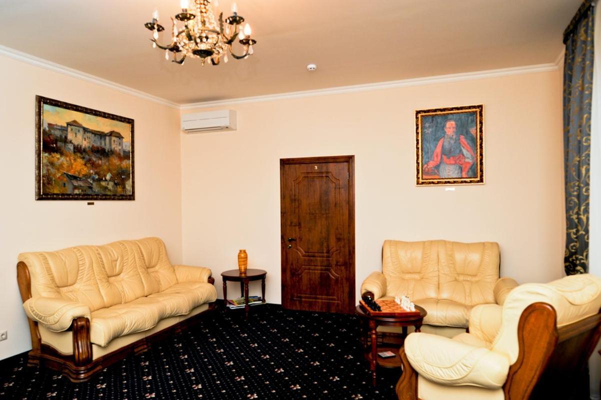 Boutique Hotel Villa P Uzhhorod Exterior photo