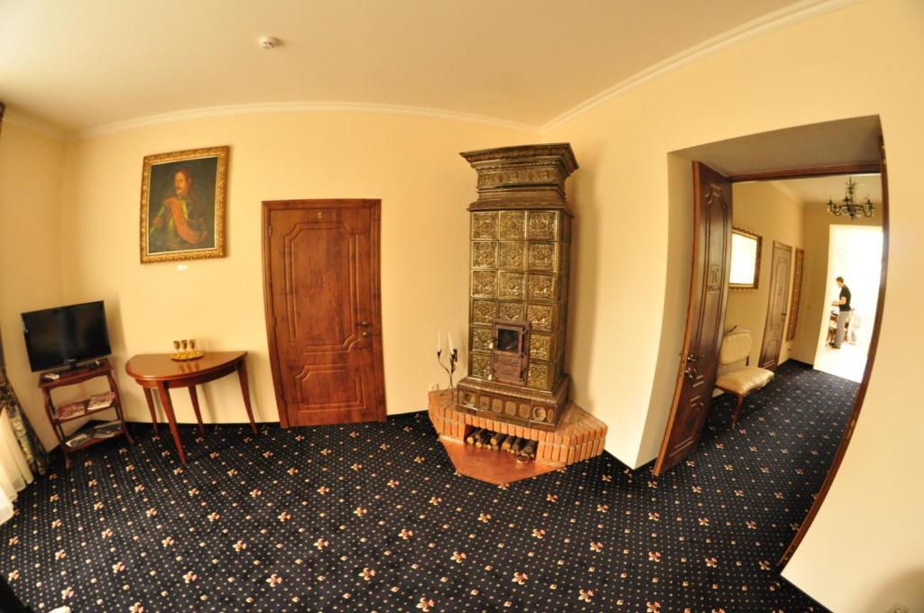 Boutique Hotel Villa P Uzhhorod Exterior photo